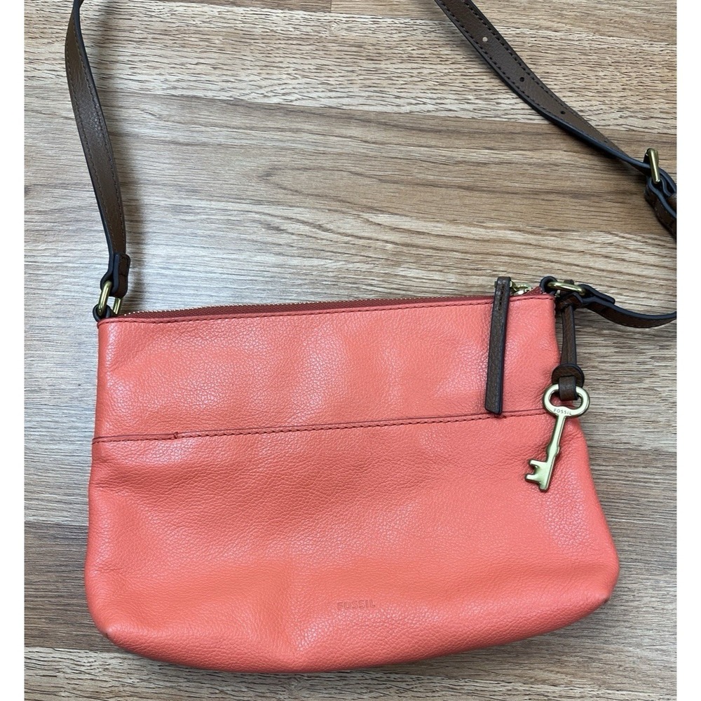 Fossil Orange Cowhide Leather Crossbody Bag Purse, Adjustable Handle